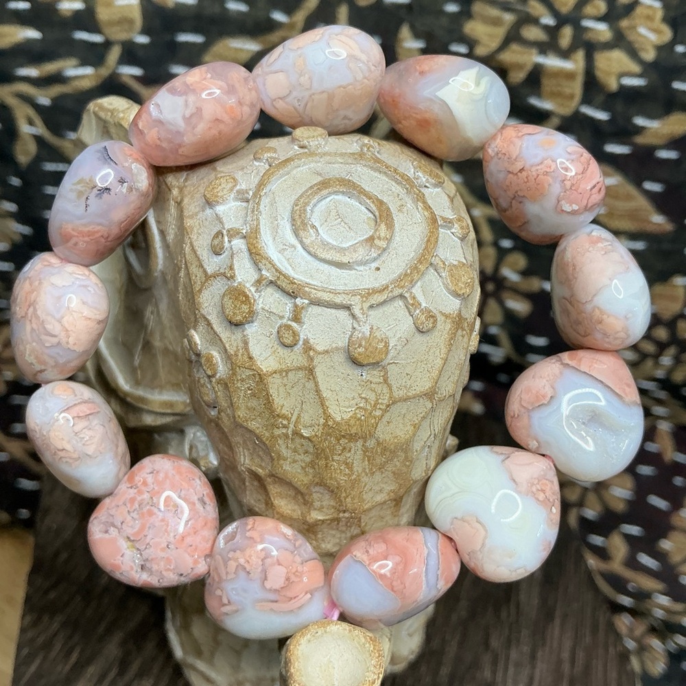 Pink Petal Agate Hearts - Picture 2 of 4